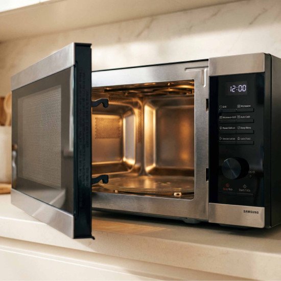 Samsung Microwave With Grill MG40DG5524ATSG